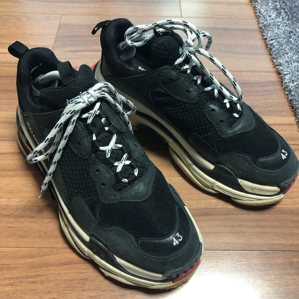 Balenciaga triple s